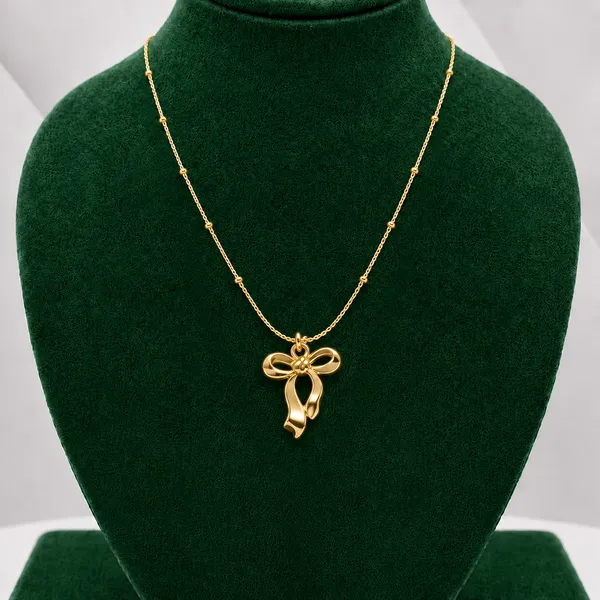 Gold_Alloy_Anti-Tarnish_Heart_Pendant_Necklace_For_Women