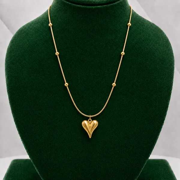 Gold_Alloy_Anti-Tarnish_Heart_Pendant_Necklace_For_Women