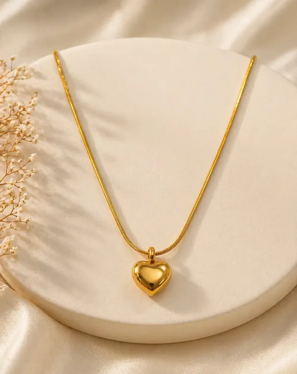 Gold_Alloy_Heart_Pendant_Anti-Tarnish_Necklace_For_Women