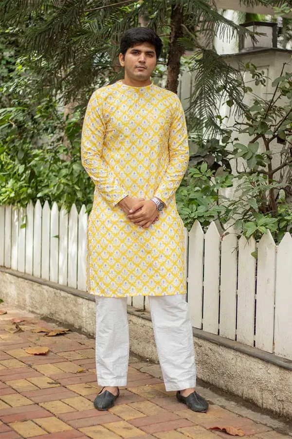 Yellow_Cotton_Embroidered_Kurta_For_Men
