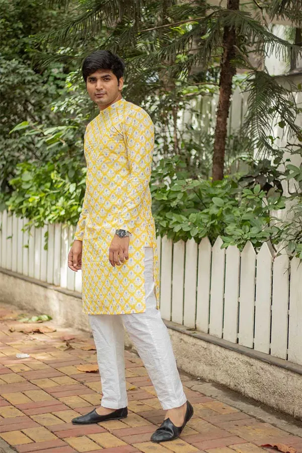 Yellow_Cotton_Embroidered_Kurta_For_Men