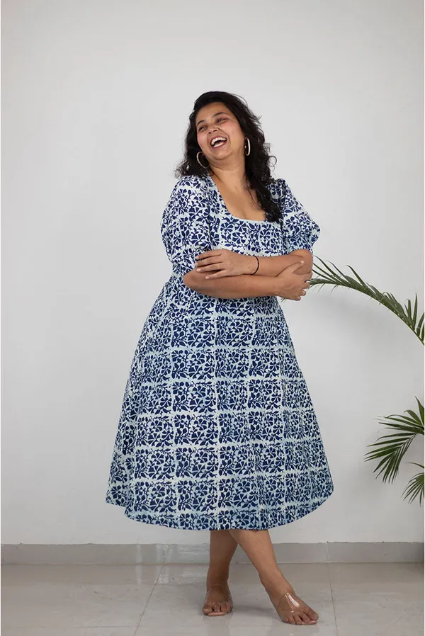 Multicolour_Pure_Cotton_Floral_Print_Plus_Size_Pocket_Dress_For_Women