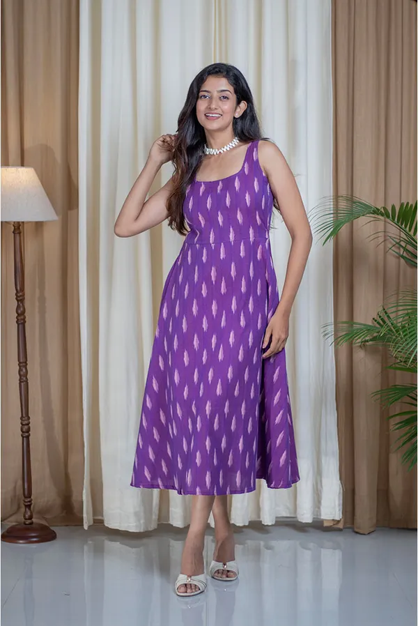 Purple_Pure_Cotton_Ikat_Weave_Sleeveless_Pocket_Dress_For_Women
