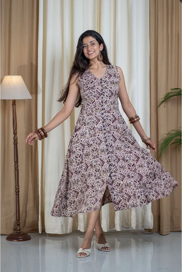 Multicolour_Pure_Cotton_Kalamkari_Hand_Printed_V-Neck_Front_Open_Co-Ord_Set_For_Women