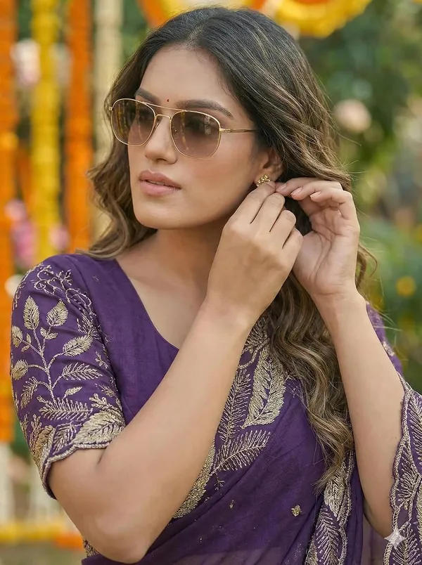Lavender_Star_Georgette_Temple_Border_Saree_For_Women