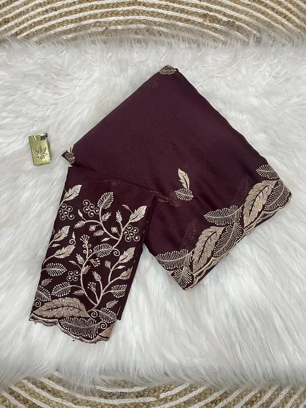 Maroon_Star_Georgette_Temple_Border_Saree_For_Women