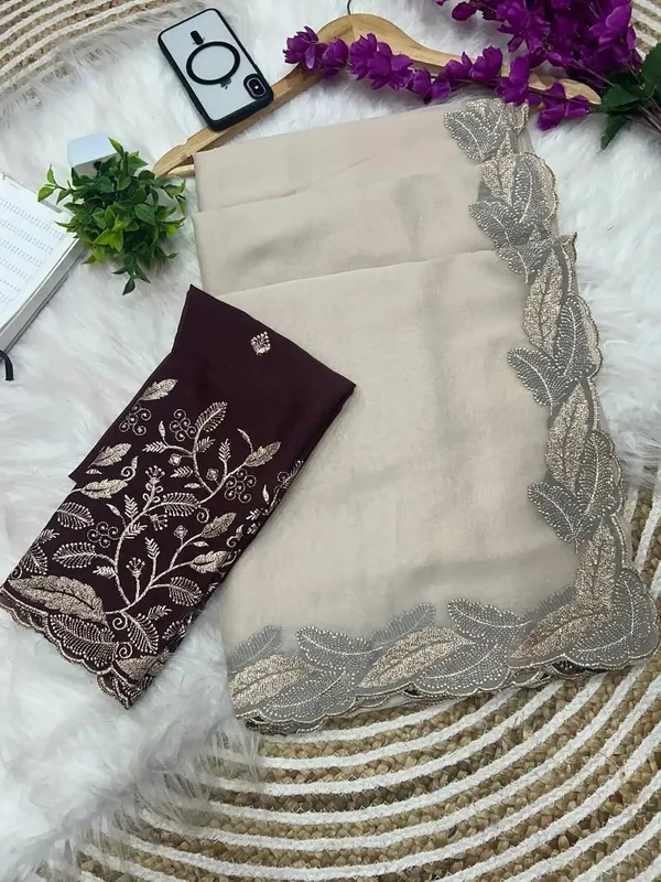 Chiku_Star_Georgette_Temple_Border_Saree_For_Women