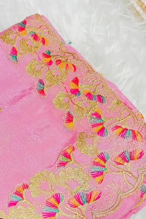 Light_Pink_Star_Georgette_Embellished_Border_Saree_For_Women