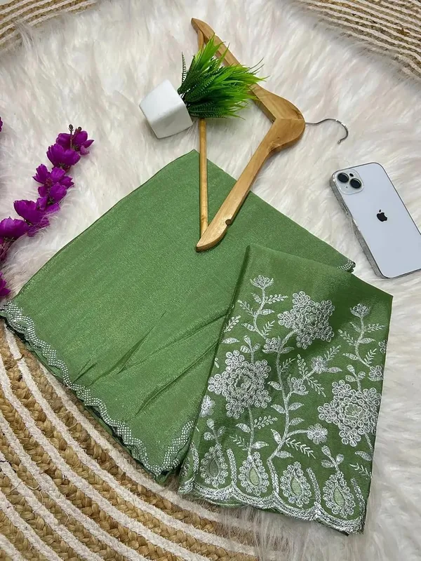 Green_Star_Georgette_Embellished_Border_Saree_For_Women