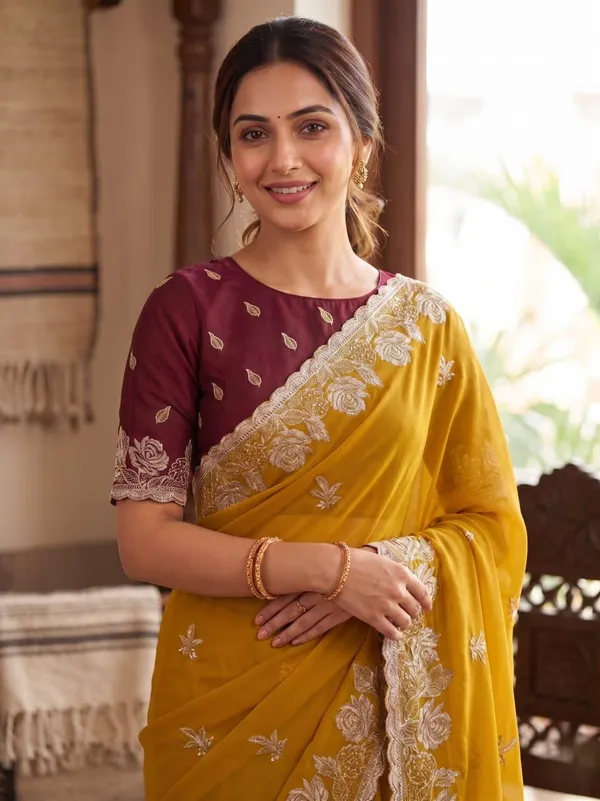 Yellow_Star_Georgette_Saree_For_Women