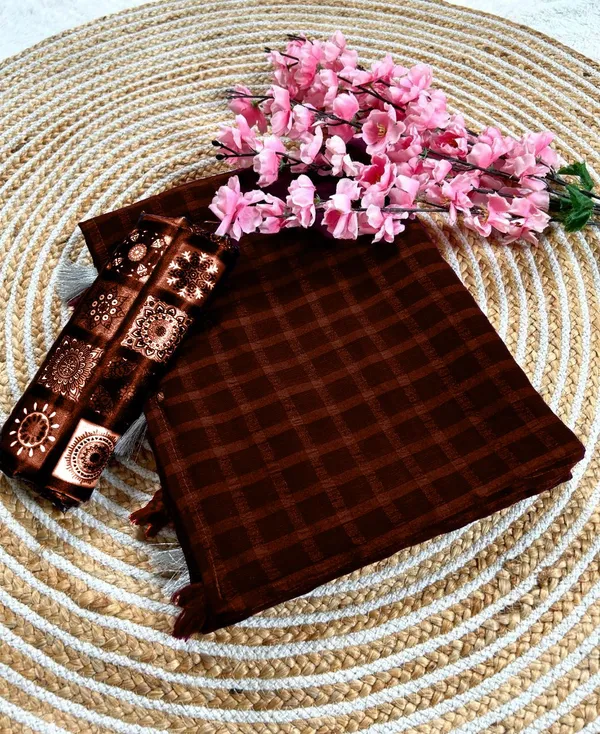 Maroon_Star_Georgette_Striped_Checkered_Saree_For_Women