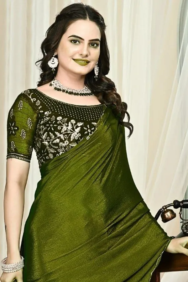 Light_Green_Star_Georgette_Embroidered_Saree_For_Women