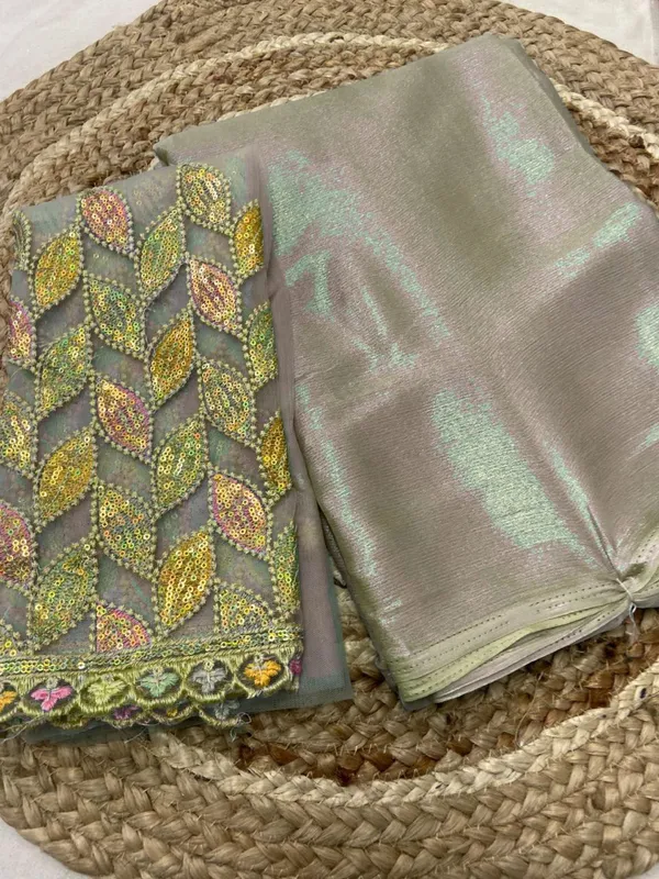 Beige_Star_Georgette_Printed_Saree_For_Women