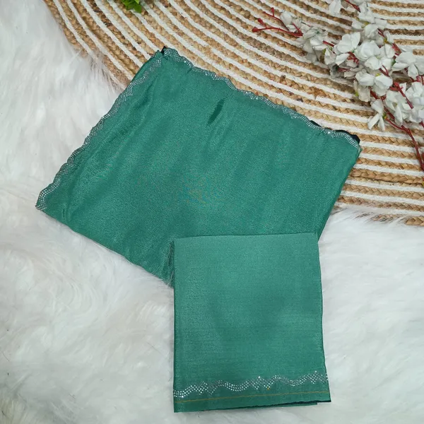 Green_Star_Georgette_Solid_Saree_For_Women