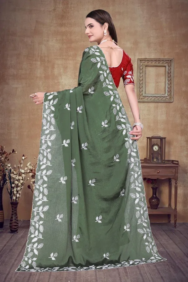 Green_Star_Georgette_Floral_Print_Daily_Wear_Saree_For_Women