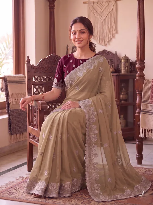 Cream_Maroon_Star_Georgette_Embroidered_Saree_For_Women