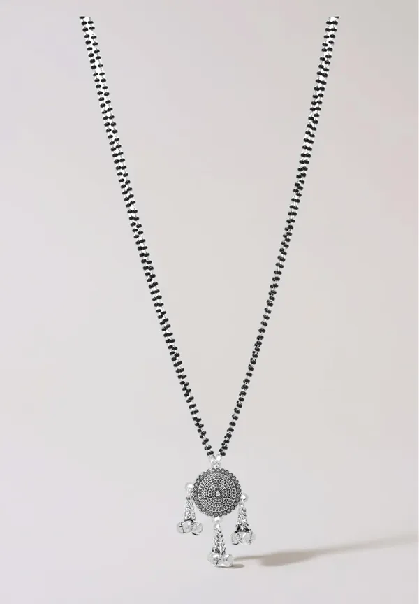 Black_Beaded_Silver_Oxidized_Mandala_Pendant_Mangalsutra_For_Women