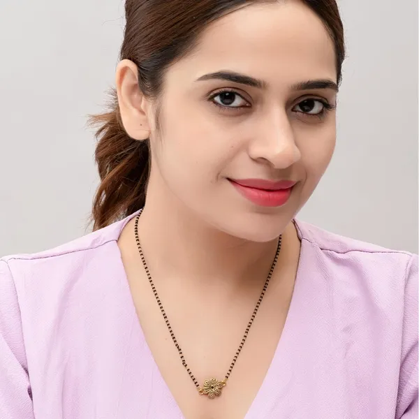 Black_Beaded_Gold_Toned_Floral_Pendant_Mangalsutra_For_Women
