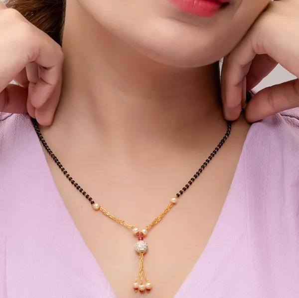 Black_Beaded_Gold_Toned_Pearl_Drop_Pendant_Mangalsutra_For_Women