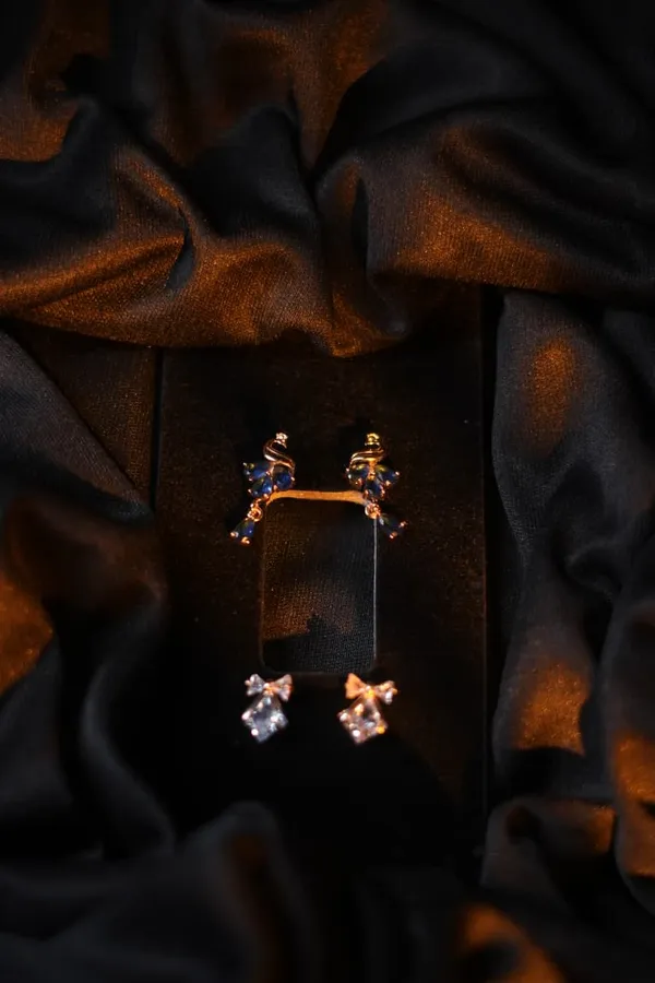 Crystal_Stud_Earrings_Set_With_Blue_And_Clear_Stones