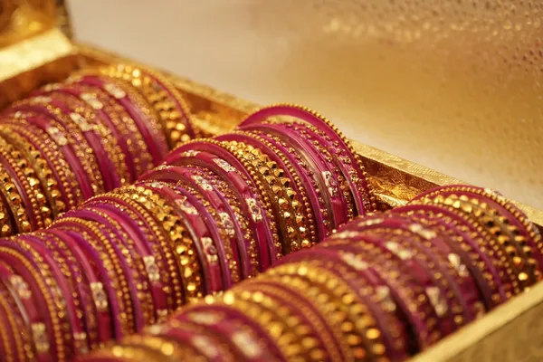 Pink_Gold_Embellished_Bangle_Set_For_Women