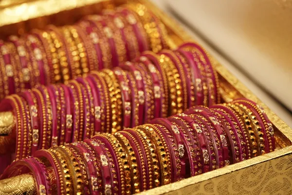 Pink_Gold_Embellished_Bangle_Set_For_Women