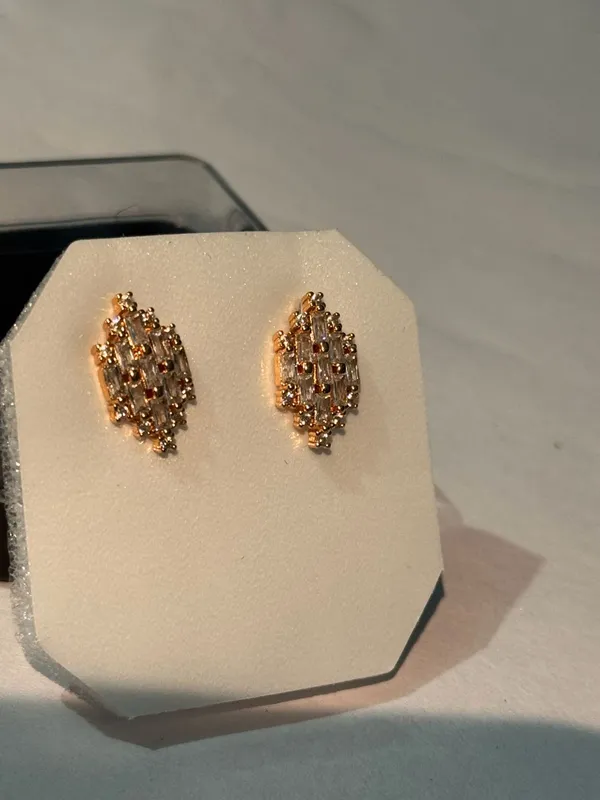Rose_Gold_Clustered_Marquise_Stud_Earrings_For_Women