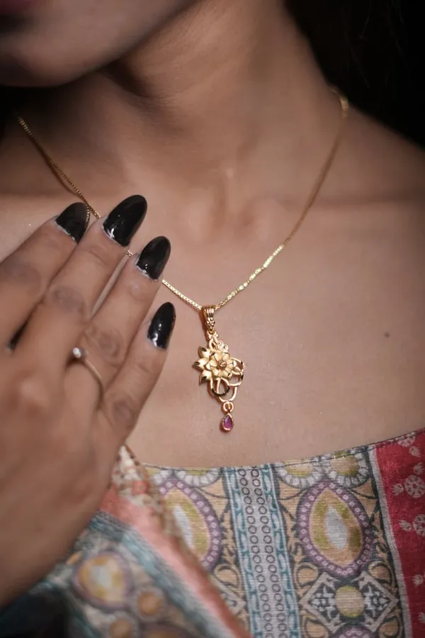 Gold-Toned_Floral_Pendant_Necklace_Set_With_Purple_Drop_For_Women