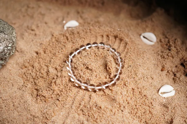 Transparent_Natural_Stones_Clear_Quartz_Bracelet_For_Crystal_Enthusiasts,_Spiritual_Practitioners,_Home_Decorators