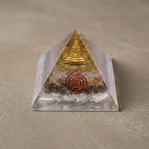 Multicolor_Natural_Stones_Pyramid_For_Crystal_Enthusiasts,_Spiritual_Practitioners,_Home_Decorators
