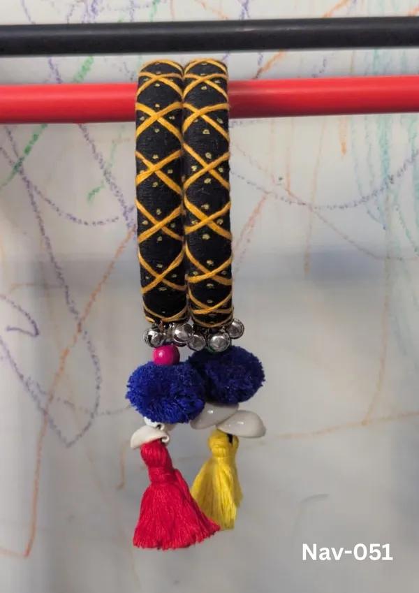 Black_Cotton_Traditional_Design_Bangles_For_Women