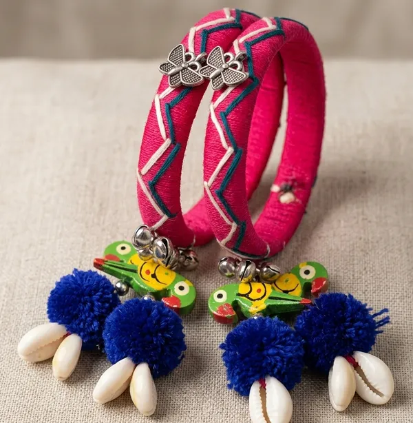 Red_Cotton_Traditional_Design_Bangles_For_Women
