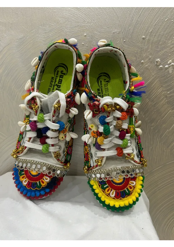 Yellow_Cotton_Traditional_Design_Shoes_For_Women