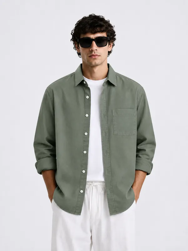 FOXEY_Men_Solid_Casual_Shirt