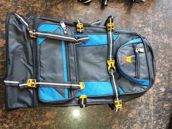 Black_Polyester_Travel_Backpack_For_Unisex