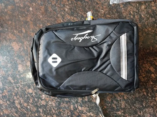 Black_Polyester_Laptop_Bag_For_Professionals
