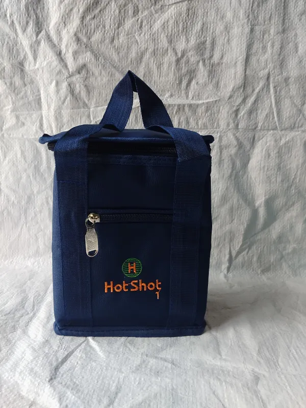 Black_Polyester_Tote_Bag_For_Women