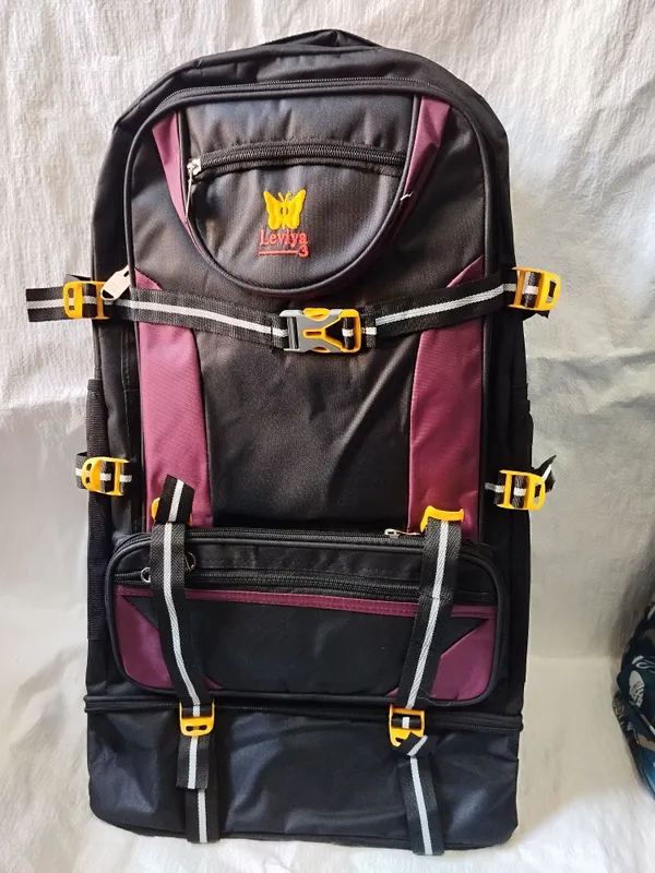 Black_Polyester_Travel_Backpack_For_Unisex