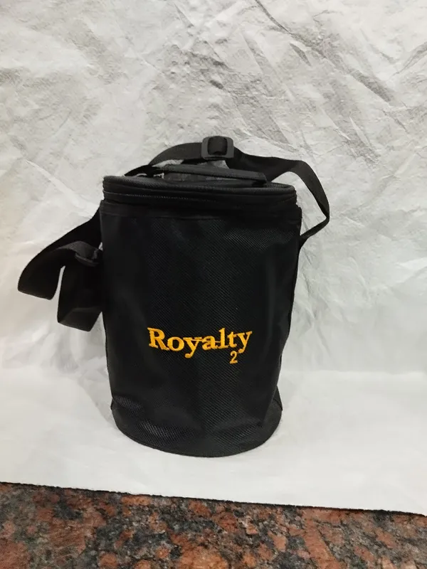 Black_Polyester_Chalk_Bag_With_Waist_Belt_For_Adults