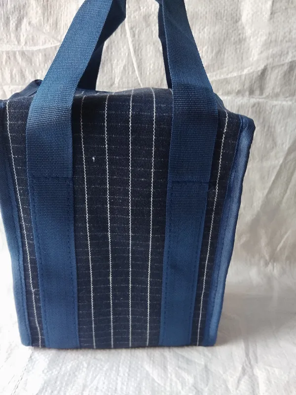 Blue_Polyester_Striped_Lunch_Bag_For_Adults