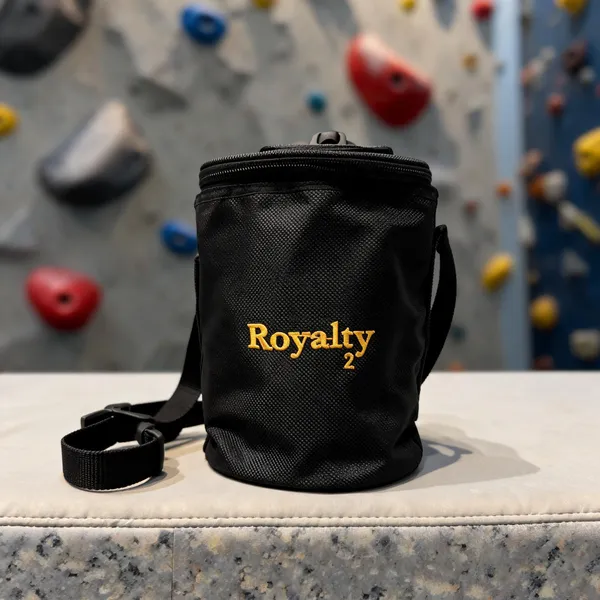 Black_Polyester_Chalk_Bag_With_Waist_Belt_For_Adults