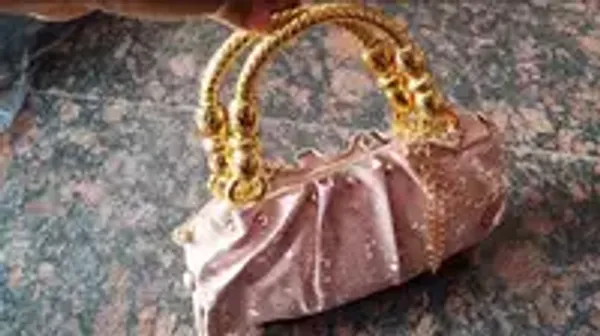 Pink_Satin_Pleated_Handbag_For_Women