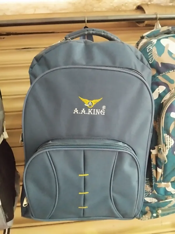 Grey_Polyester_Casual_Backpack_For_Unisex