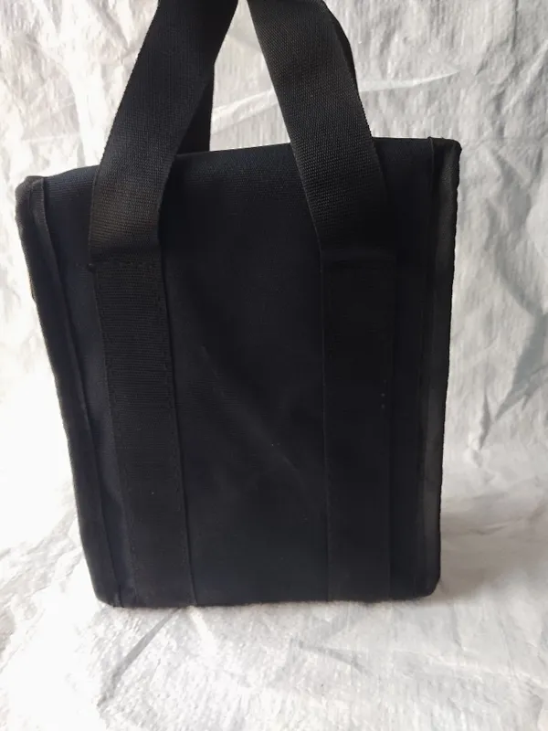 Black_Polyester_Tote_Bag_For_Women