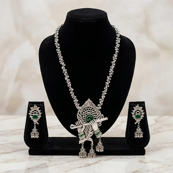 Silver_Oxidized_Peacock_Feather_Necklace_Set_For_Women
