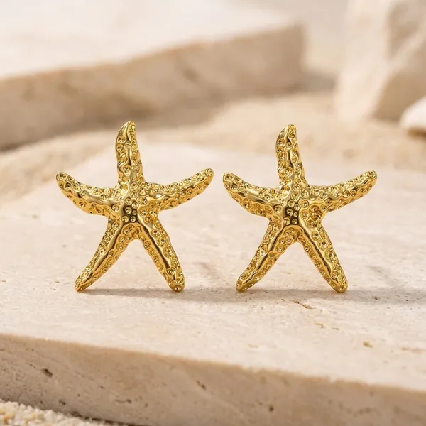 Gold_Textured_Starfish_Stud_Earrings_For_Women