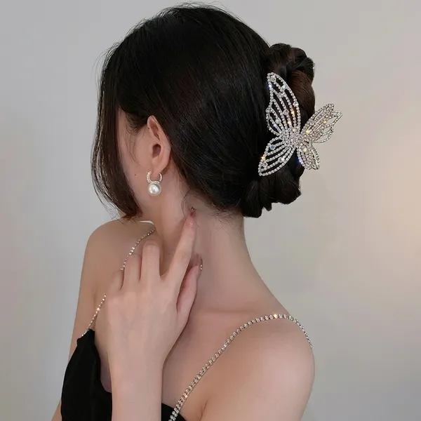 Silver_Diamante_Butterfly_Hair_Clip_For_Women