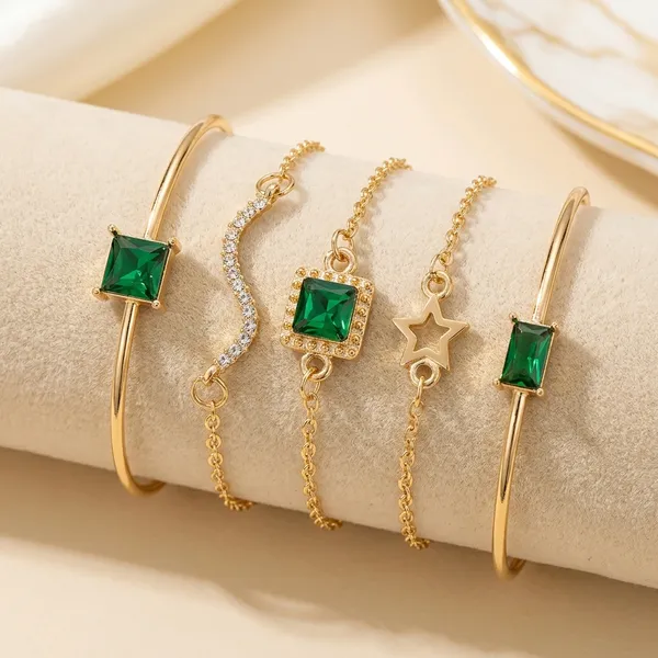 Gold_Toned_Emerald_Green_Stone_Bracelet_Set_For_Women