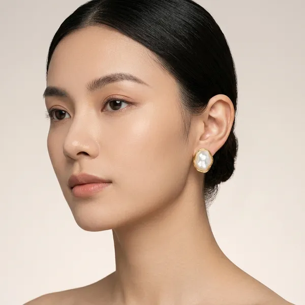Gold_Toned_Mother_Of_Pearl_Stud_Earrings_For_Women