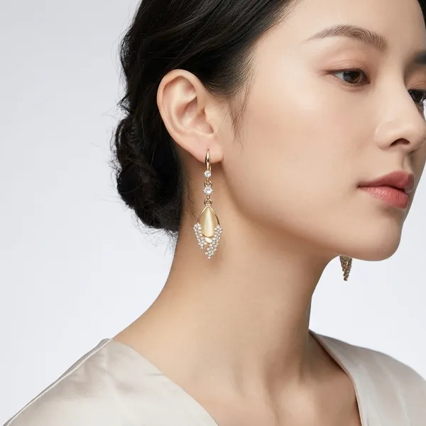 Gold_Toned_Crystal_Drop_Dangle_Earrings_For_Women
